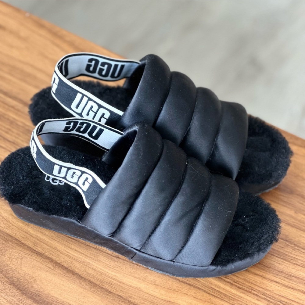 UGG Slide Slipper - Size 7